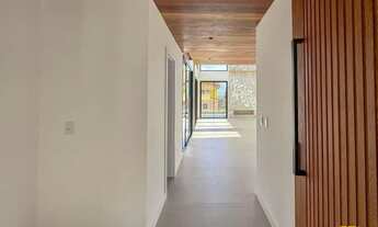 Imagem 2: Casa financiável com 4 dormitórios à venda no Campeche - Florianópolis/SC