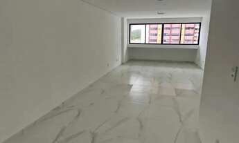 Imagem 6: Sala com Estacionamento e Portaria 30,80m² Alugue Já!