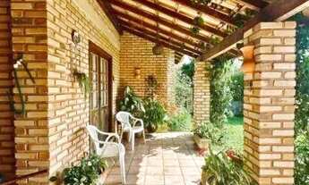 Imagem 2: Casa rústica próxima à praia do Morro das Pedras