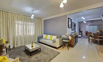 Imagem 5: Sobrado em condominio em local tranquilo em frente a praça