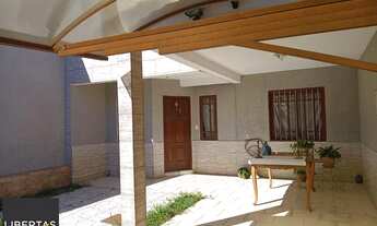 Imagem 3: Excelente oportunidade de adquirir um sobrado no charmoso bairro Guarujá