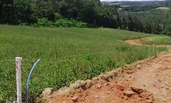 Imagem: HE Invista num terreno plano,local bacana!