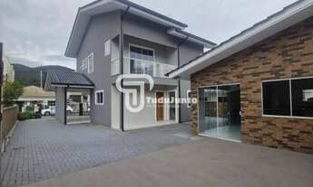 Imagem 2: Casa à venda no bairro São Sebastião em Palhoça/SC