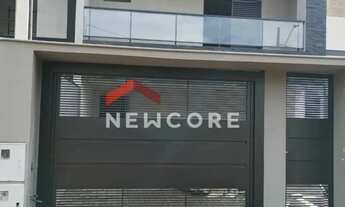 Imagem: Sobrado em Rua Lucília Martina Trannin