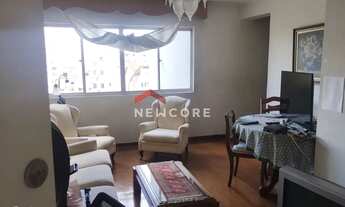 Imagem: Apartamento em Rua Vitorino Carmilo - Campos