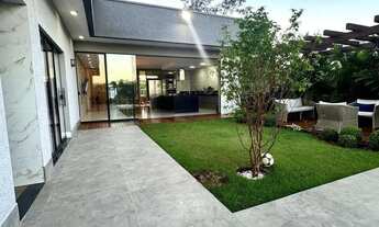 Imagem 6: Magnífica Casa Térrea no Condomínio do Lago - Goiânia/GO! 4 Suítes !