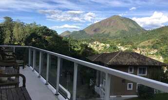 Imagem 5: EXCELENTE CASA EM CONDOMÍNIO - BOM GOSOT E FINO ACABAMENTO - PRÓXIMO AO CENTRO DE TERESÓPO