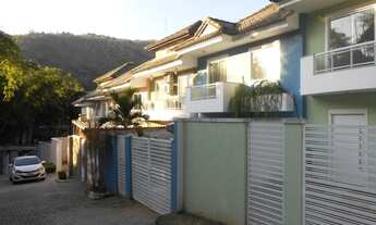 Imagem 7: Casa de condomínio para venda possui 120 metros quadrados com 4 quartos