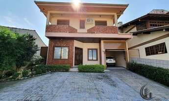 Imagem: Casa à venda no bairro Barreiros - São