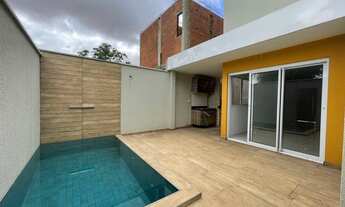 Imagem: Casa duplex em condomínio fechado Royal