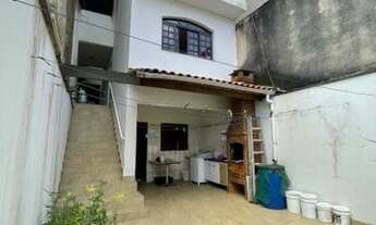 Imagem 5: LINDO SOBRADO SENDO 4 DORMITORIOS