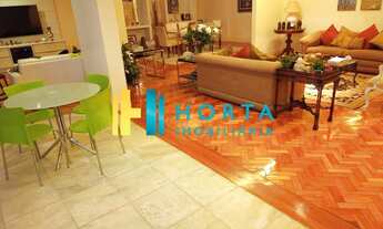 Imagem 4: Maravilhoso apartamento quadra da praia, 4 quartos sendo duas suítes, reformado com varand