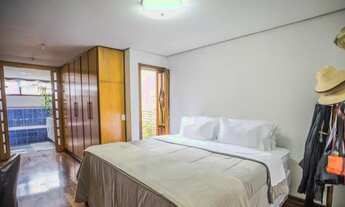 Imagem 4: Casa à venda com 211m², 4 quartos e 3 vagas