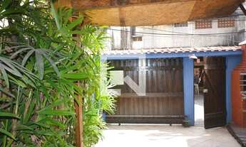 Imagem 7: Casa de Condomínio à Venda - Bonsucesso, 3 Quartos, 216 m2