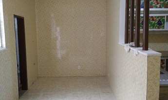 Imagem 6: Casa Ampla com três quarto e uma suíte bem ventilada e iluminada