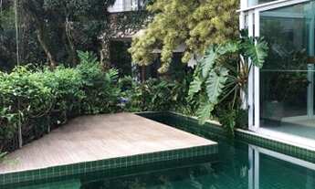 Imagem: Mansão Morro Santa Terezinha, 720 m2 Area