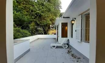 Imagem 7: Charmoso casarão tombado para aluguel comercial