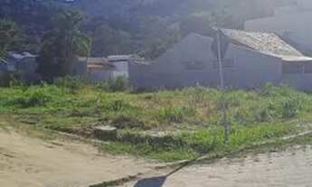 Imagem: Lindo Terreno na Praia de Zimbros em Bombinhas