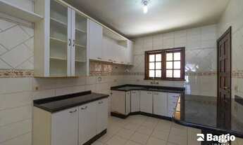 Imagem 6: Casa de 4 quartos para alugar no bairro Guabirotuba