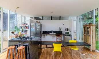 Imagem 2: Casa feita por arquiteto com a ideia de suspenso na floresta com 4 Suítes,400m² à venda, B