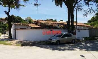 Imagem 3: Bela casa em local próximo ao comércio com 3 dormitórios para alugar, 150 m² por R$ 2.500