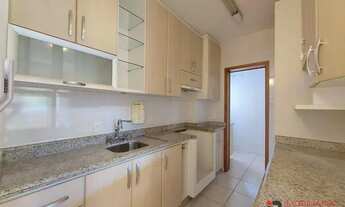 Imagem 5: Apto semimobiliado com 3 dormitórios para alugar, 79 m² por R$ 1.900 + taxas/mês - Glória