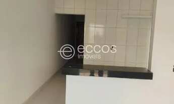 Imagem 7: Casa à venda, 2 quartos, 1 suíte, 2 vagas, JARDIM BRASÍLIA - Uberlândia/MG