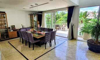 Imagem 6: Casa à Venda no Condomínio Alpha Conde II, 800m², 4 Suítes, Terraço, Piscina, Espaço Gourm