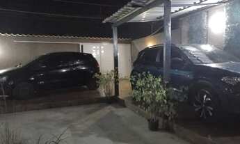 Imagem 2: Vendo, linda casa linear, no centro de Campo Grande, 3 quartos (suite com closet), quintal