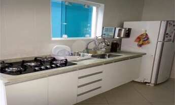 Imagem 6: Casa com piscina e churrasqueira na praia da Enseada