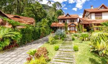 Imagem 6: Cód.: 653 - Casa espaçosa e confortável em condomínio com lazer completo na Granja Guarani