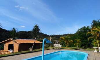 Imagem 2: Casa no condomínio Fazendinhas do Belo Vale, 2 quartos, piscina, quiosque