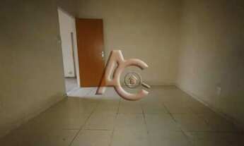 Imagem 7: Casa linear com três quartos, garagem, casa única no terreno