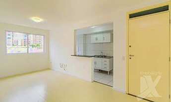 Imagem 6: Apartamento com 3 dormitórios para alugar, 63 m² por R$ 2.584,26/mês - Água Verde - Curiti