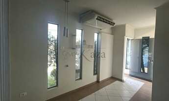 Imagem 2: Oportunidade - Casa Comercial - Centro - Jacareí - 3 Dormitórios - 109,14m²