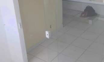 Imagem 2: ALUGA-SE CASA 1 QUARTO/ SALA COZINHA BANHEIO AREA DE SERVIÇO 3 ANDAR