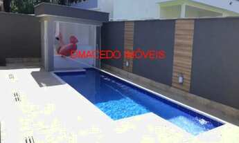 Imagem 2: Casa para venda em Praia Da Lagoinha de 375.00m² com 4 Quartos, 4 Suites e 4 Garagens