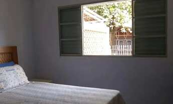 Imagem 5: Casa com 2 Quartos e Edícula Completa no Jardim Dom Nery