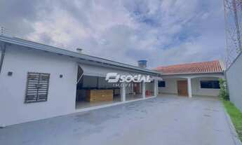 Imagem 4: Linda casa recem reformada para locaçao com robusto sistema de energia solar e localização