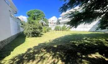 Imagem: Terreno de 450m² em Jurerê Internacional