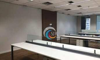 Imagem 6: Conunto comercial de 426 m² com 13 vagas de garagem