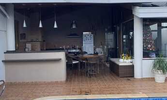 Imagem: Casa à venda no bairro Vila Miranda - Sumaré