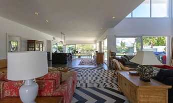 Imagem 5: Casa no Condomínio Terra Ville com 5 suítes, sendo duas suítes master, duas suítes america