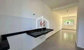 Imagem 5: Sobrado com 2 suítes no bairro Massaguaçu em Caraguatatuba