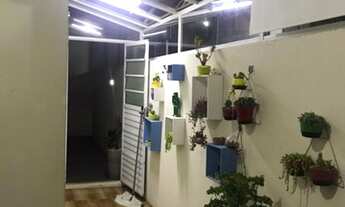 Imagem 4: APARTAMENTO EM SANTO ANDRÉ COM QUINTAL, SACADA, 2 DORMITÓRIOS, 1 VAGA DE GARAGEM