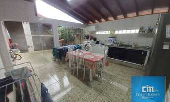 Imagem: Casa com 3 dormitórios à venda, 185 m²