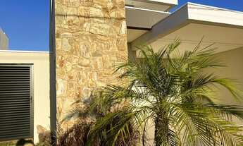 Imagem 4: Casa de condomínio para venda tem 167 metros quadrados com 3 quartos