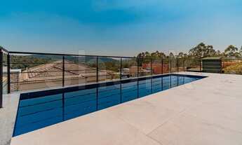 Imagem 5: Casa de condomínio para venda possui 350 metros quadrados com 5 quartos