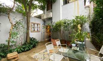 Imagem 2: CASA NO JARDIM PAULISTA, PRÓXIMO AO PARQUE IBIRAPUERA, QUINTAL, LAREIRA