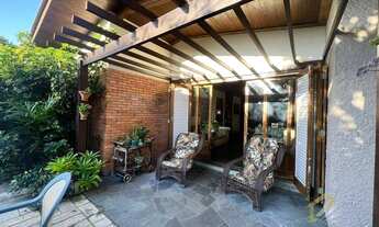 Imagem 2: Casa e Sobrado de 4 dormitórios à Venda - Xangri-lá